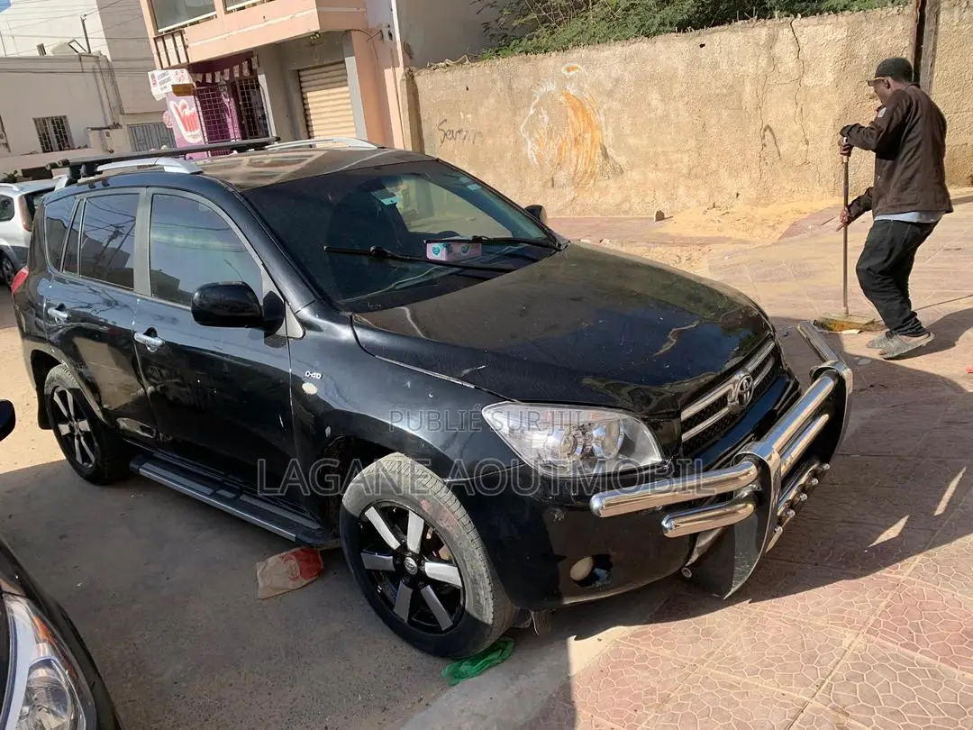 Toyota RAV4 2.2 D-4D 2008 Black