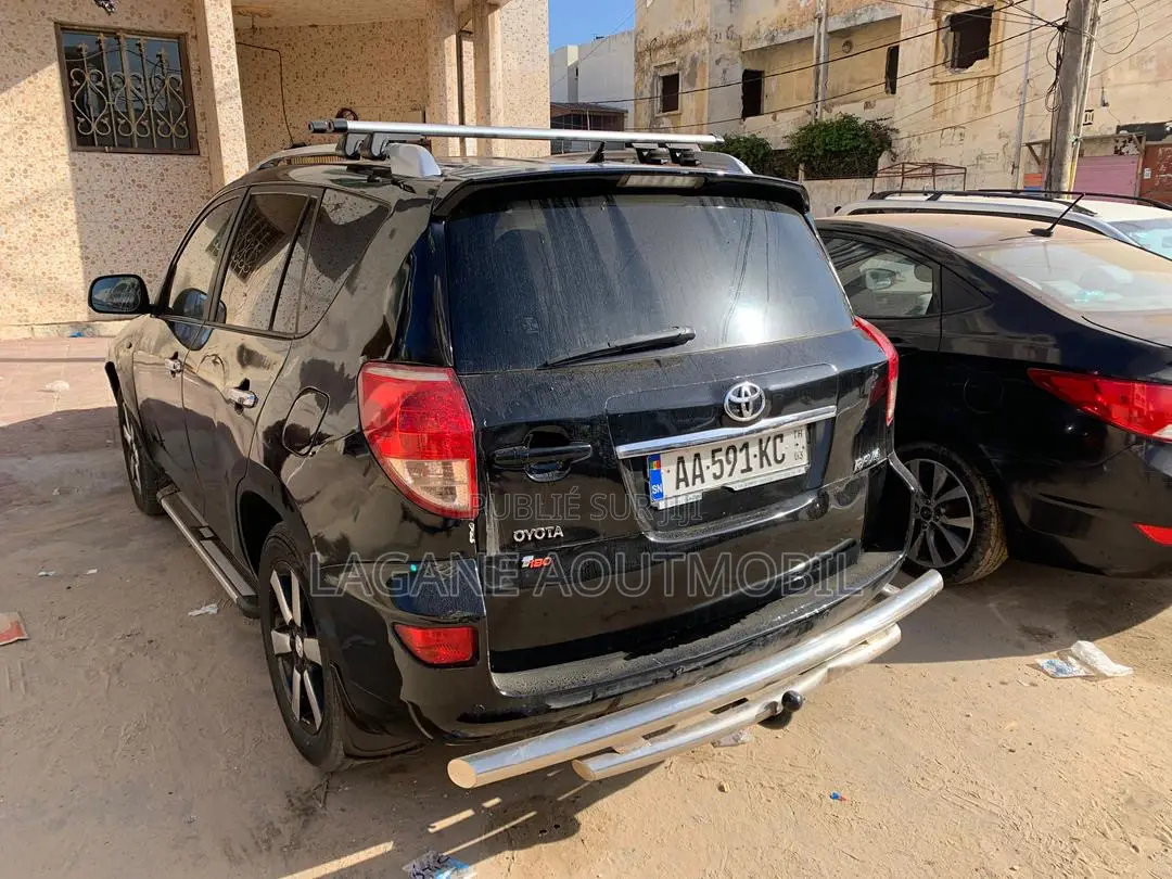 Toyota RAV4 2.2 D-4D 2008 Black