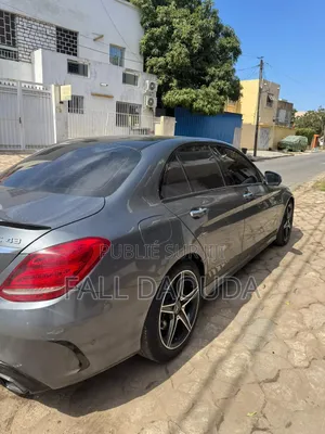Mercedes-Benz C43 2018 Gris