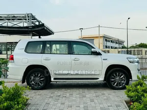 Toyota Land Cruiser 2016 Blanc