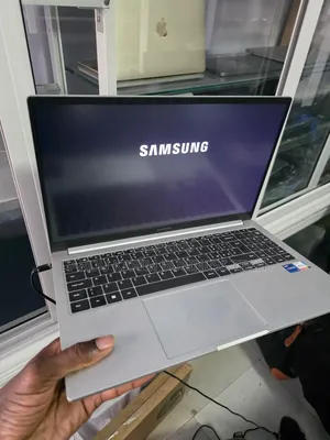 New Samsung Galaxy Book 2 16GB Intel Core I7 SSD 512GB