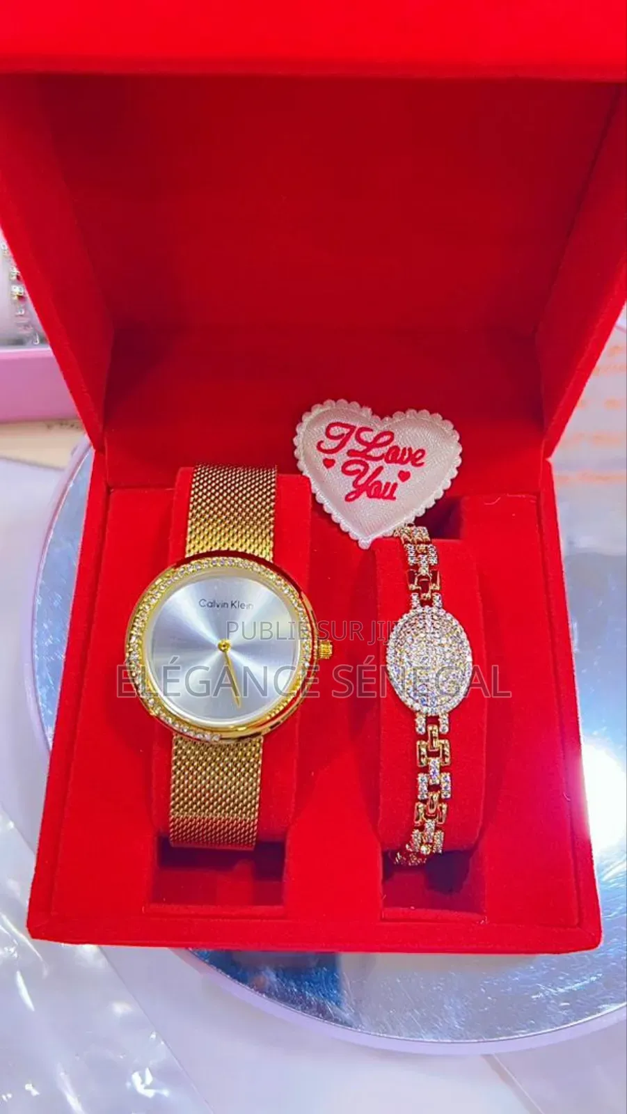 Coffrets Bijoux Pour Femmes: Montre + Bracelet