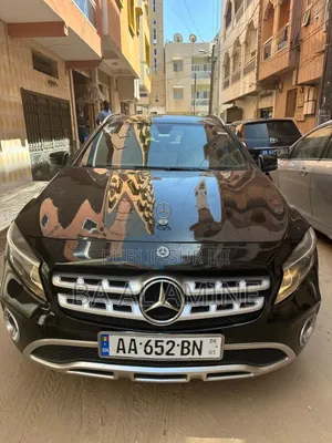 Mercedes-Benz GLA 250 2018 Black