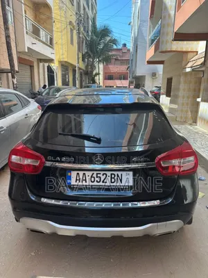 Mercedes-Benz GLA 250 2018 Black