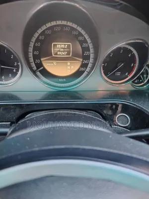 Mercedes-Benz 220E 2014 Noir