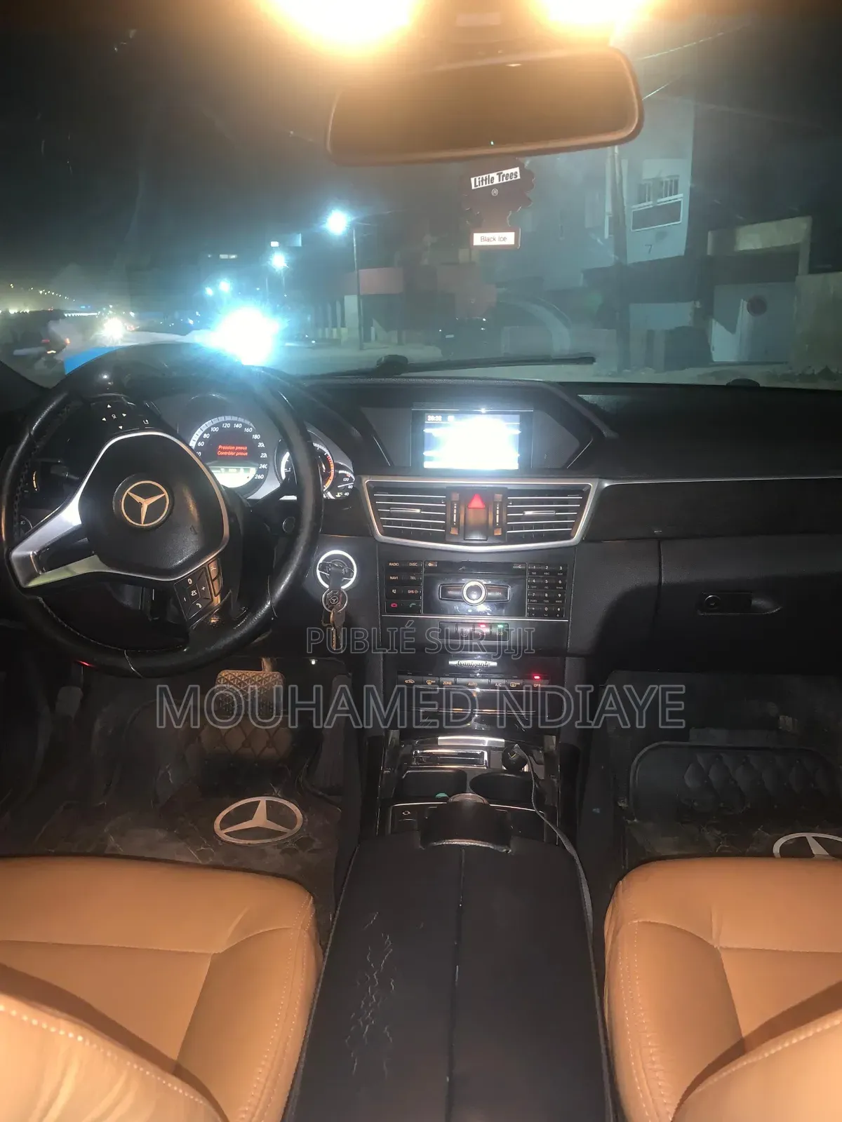 Mercedes-Benz 220E 2014 Noir