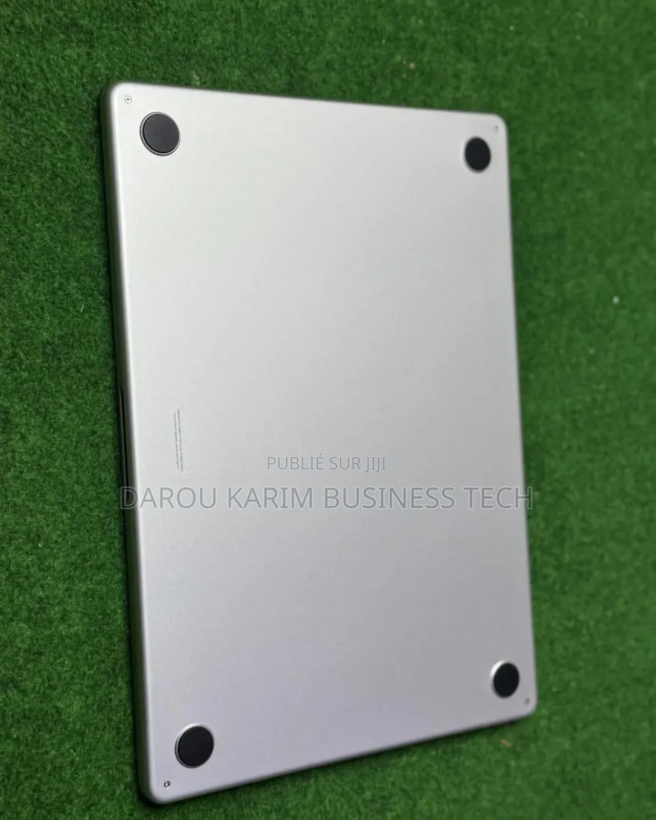 New Apple MacBook Air 2024 M3 15-Inch 16GB Apple M3 SSD 256GB