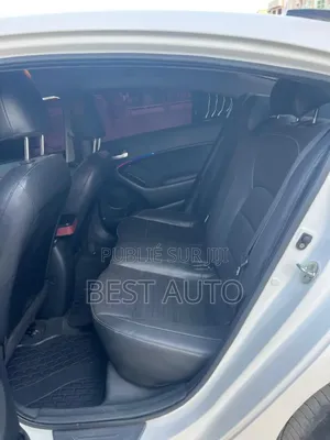 Kia K3000 2016 Blanc