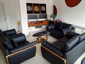 Salon Neufs Et Importés 7 Places