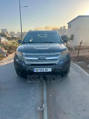 Ford Explorer 2013 Gris