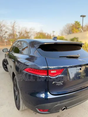 Jaguar F-Pace 2018 Noir