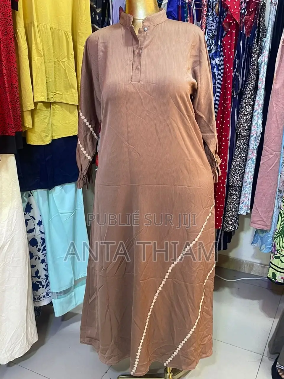 Dialabé Friperie Chaque De Nouveau Dialabé