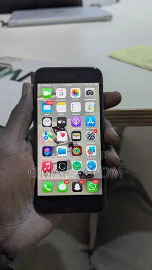 Apple iPhone 8 64 GB Noir