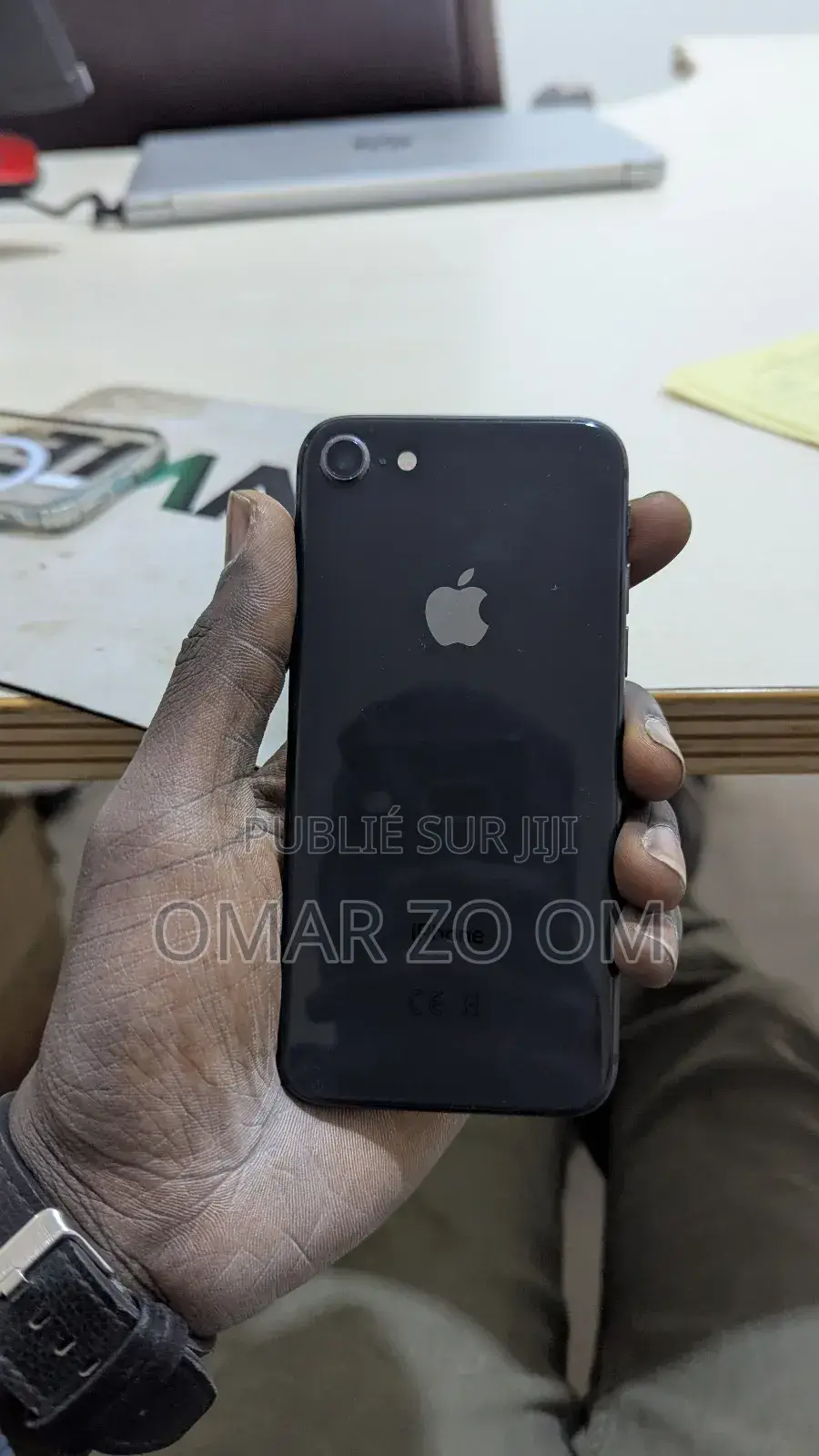 Apple iPhone 8 64 GB Noir