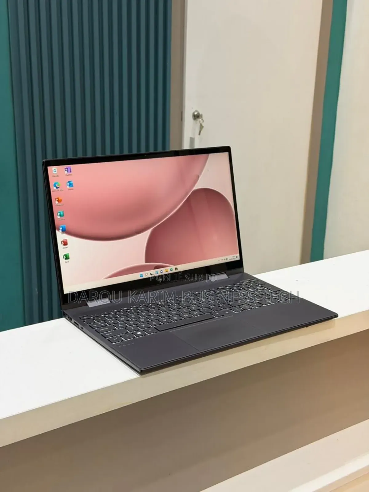 Neuf HP Envy X360 Convertible 15 Es2xx 8GB AMD Ryzen 7 SSD 512GB