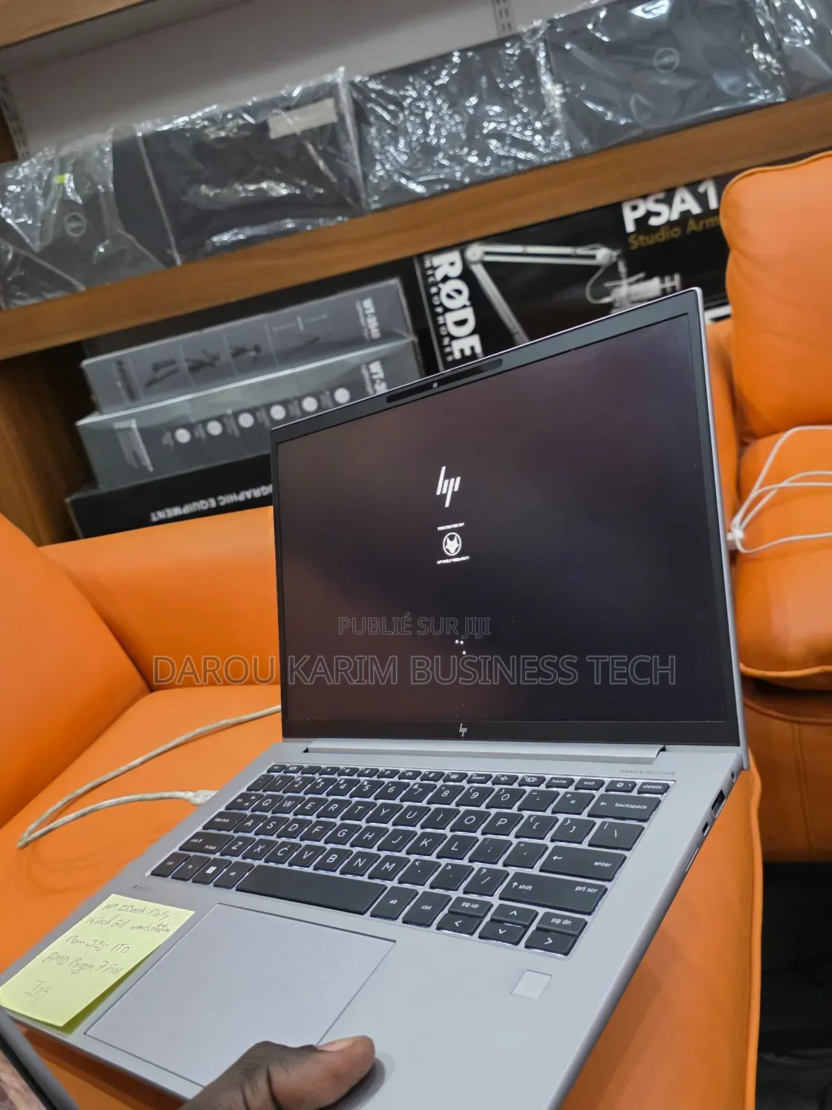 Neuf Ordinateur portable HP ZBook Firefly 16 G10 32GB AMD Ryzen 7 SSD 1T