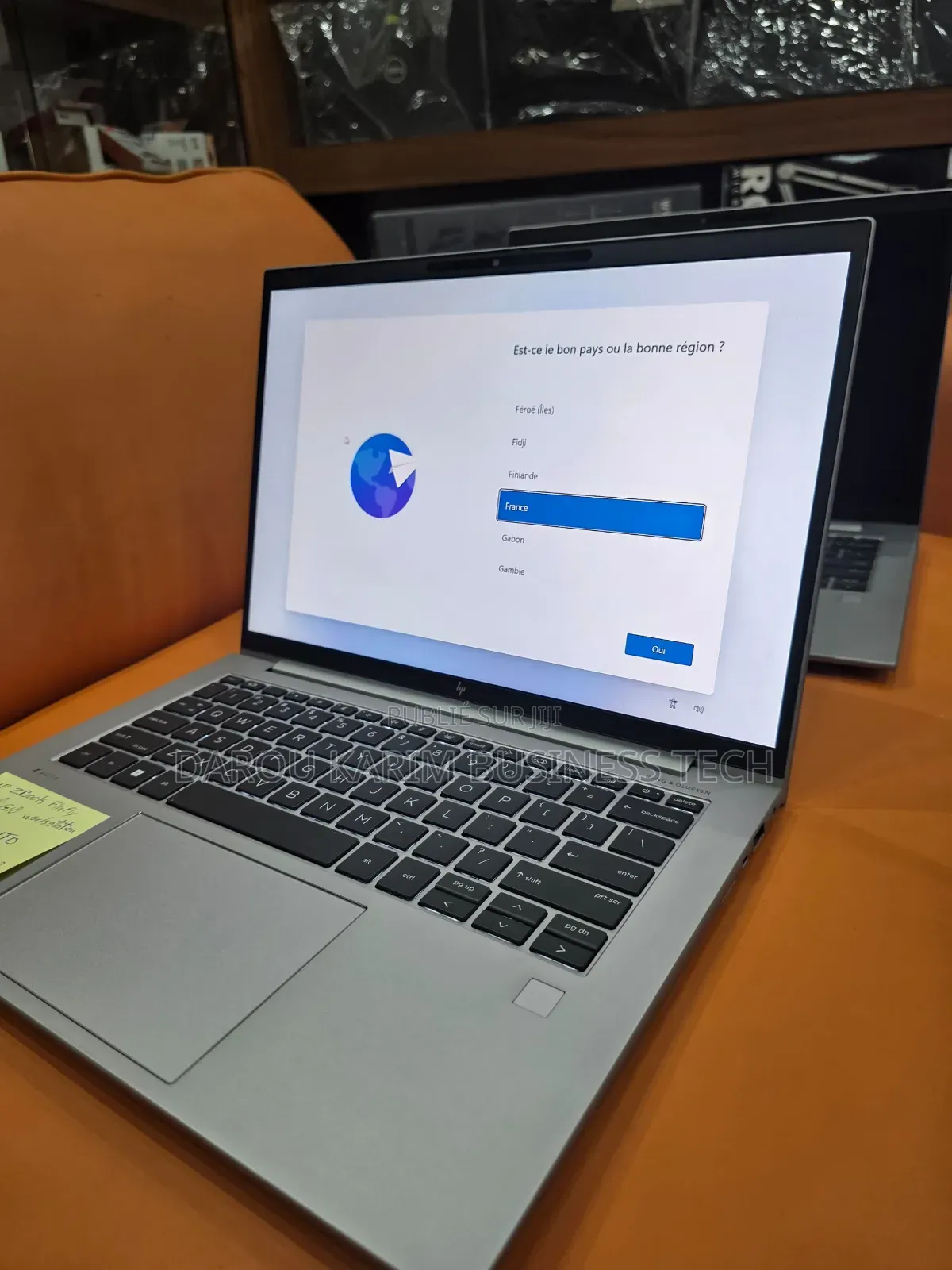 Neuf Ordinateur portable HP ZBook Firefly 16 G10 32GB AMD Ryzen 7 SSD 1T