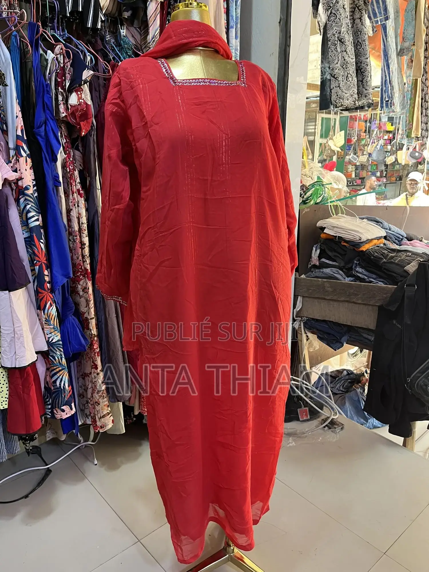 Dialabé Friperie Chaque De Nouveau Dialabé