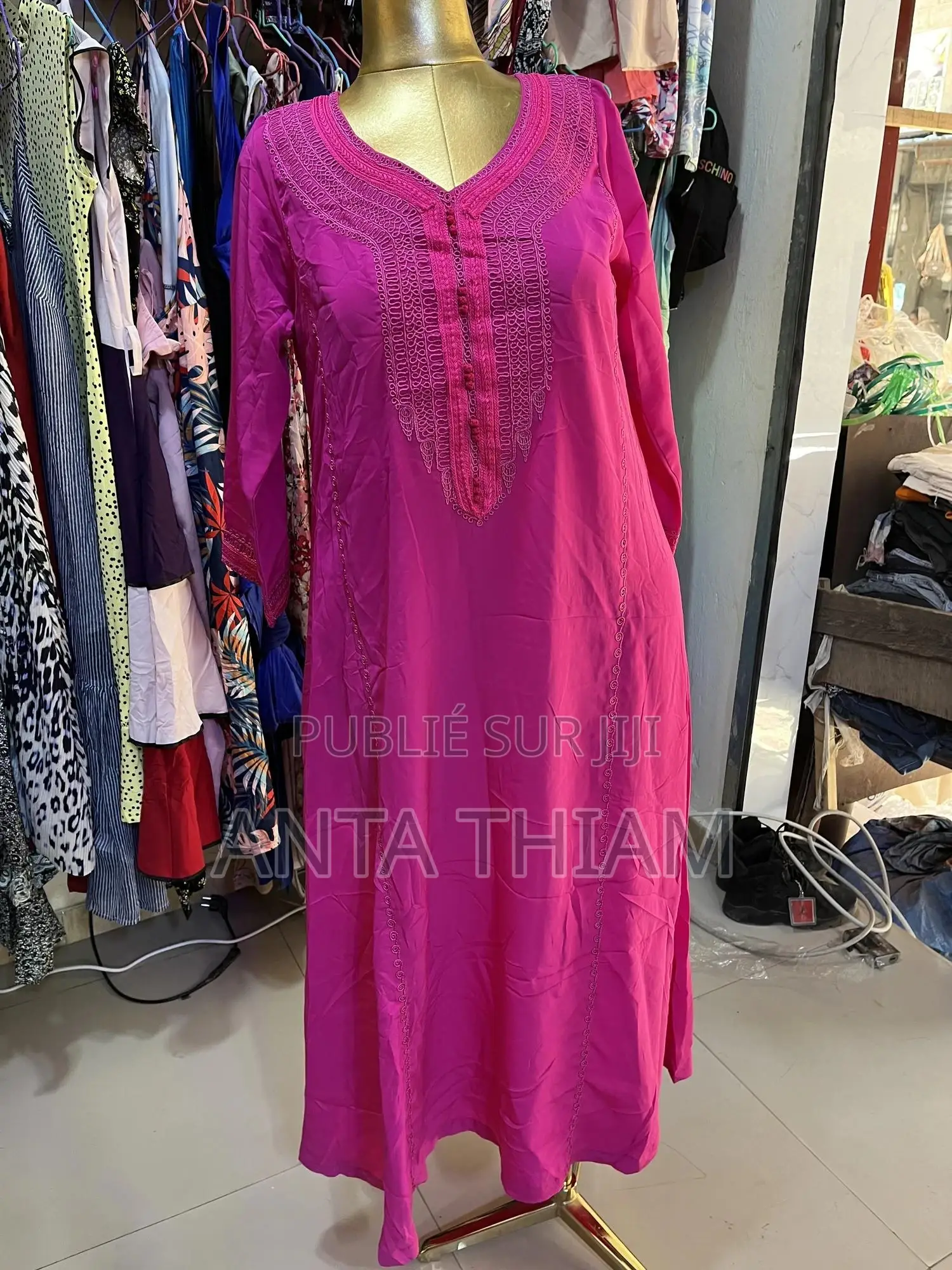 Dialabé Friperie Chaque De Nouveau Dialabé