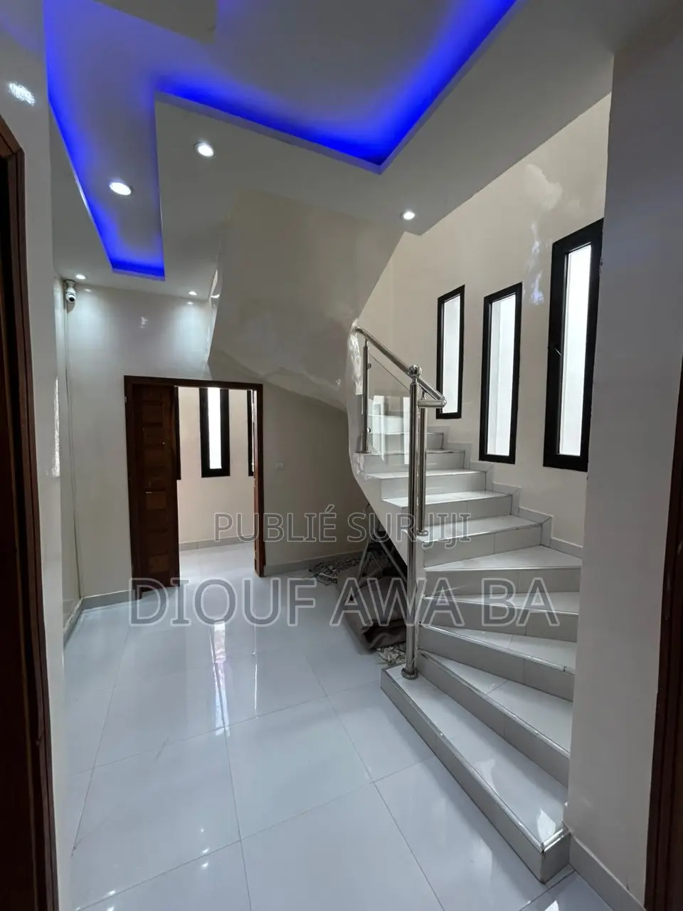 5chbre Duplex dans Location Duplex, Ouakam à Louer