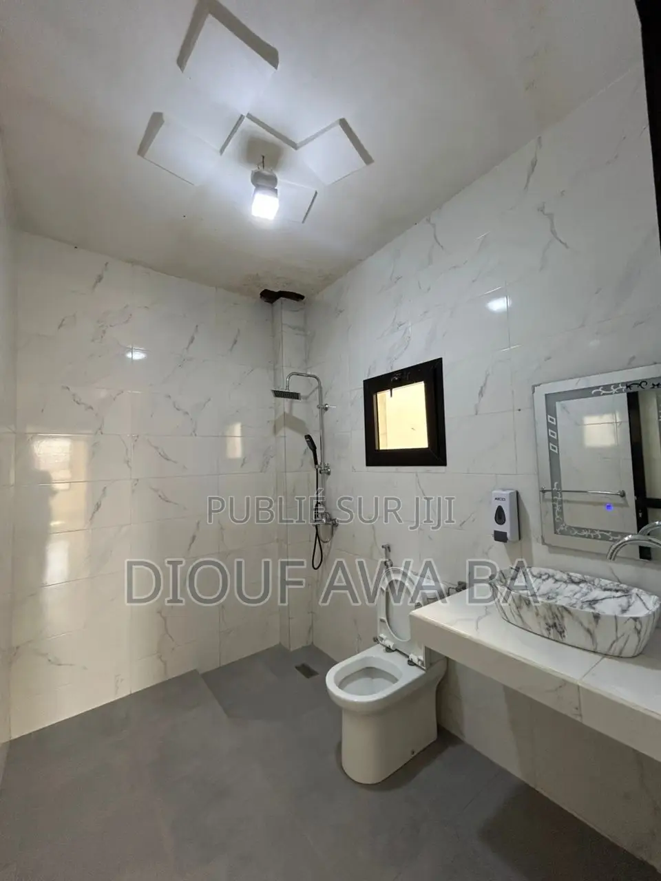 5chbre Duplex dans Location Duplex, Ouakam à Louer