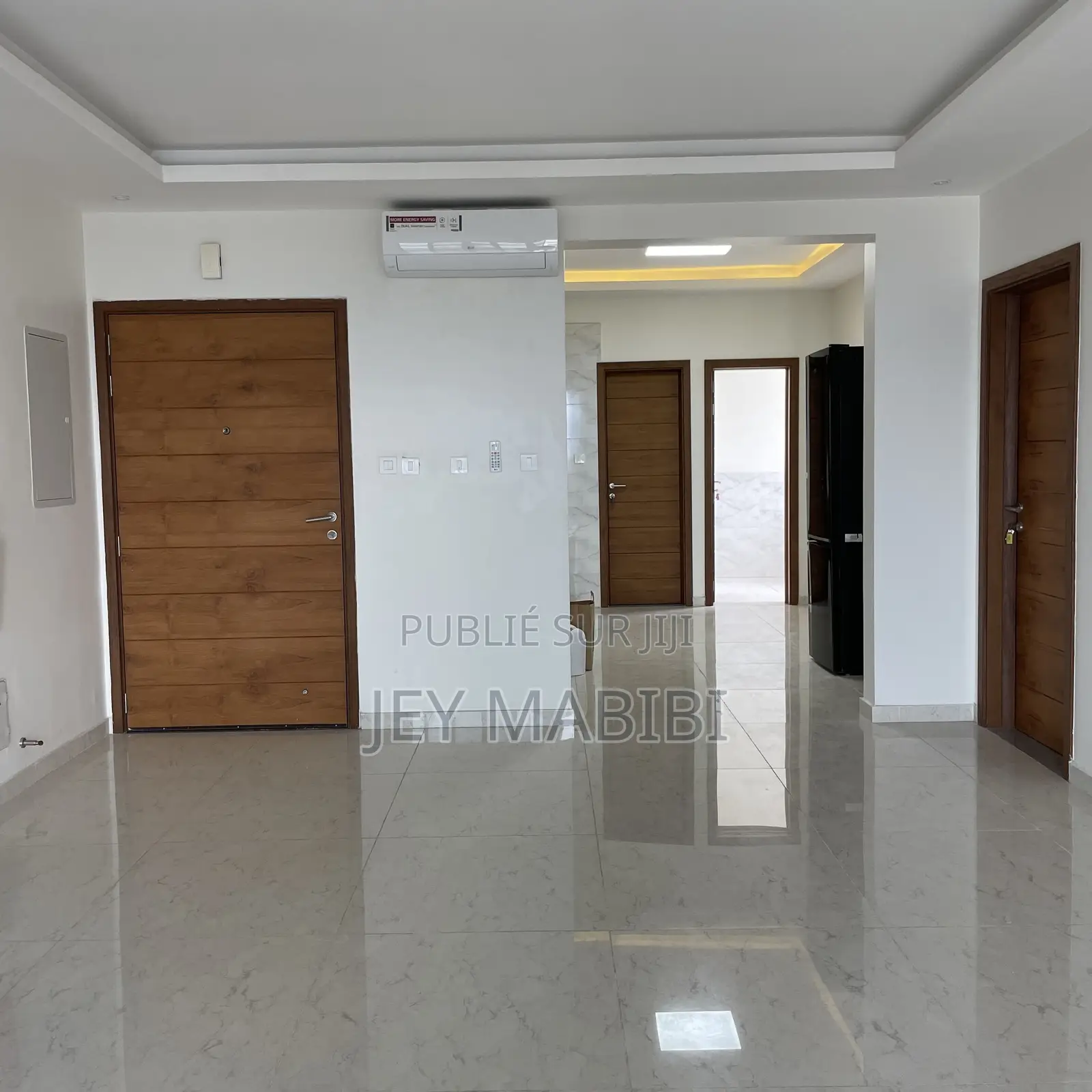 3chbre Appartement-terrasse dans Sicap-Liberté à Louer