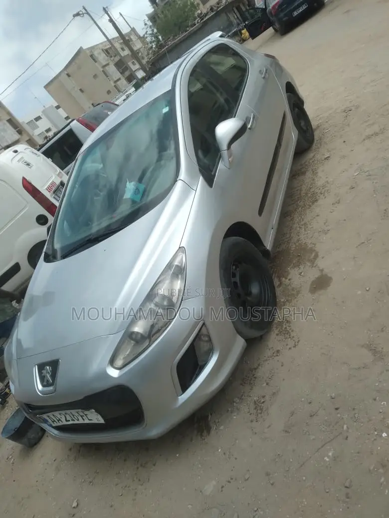 Peugeot 308 2013 Gris
