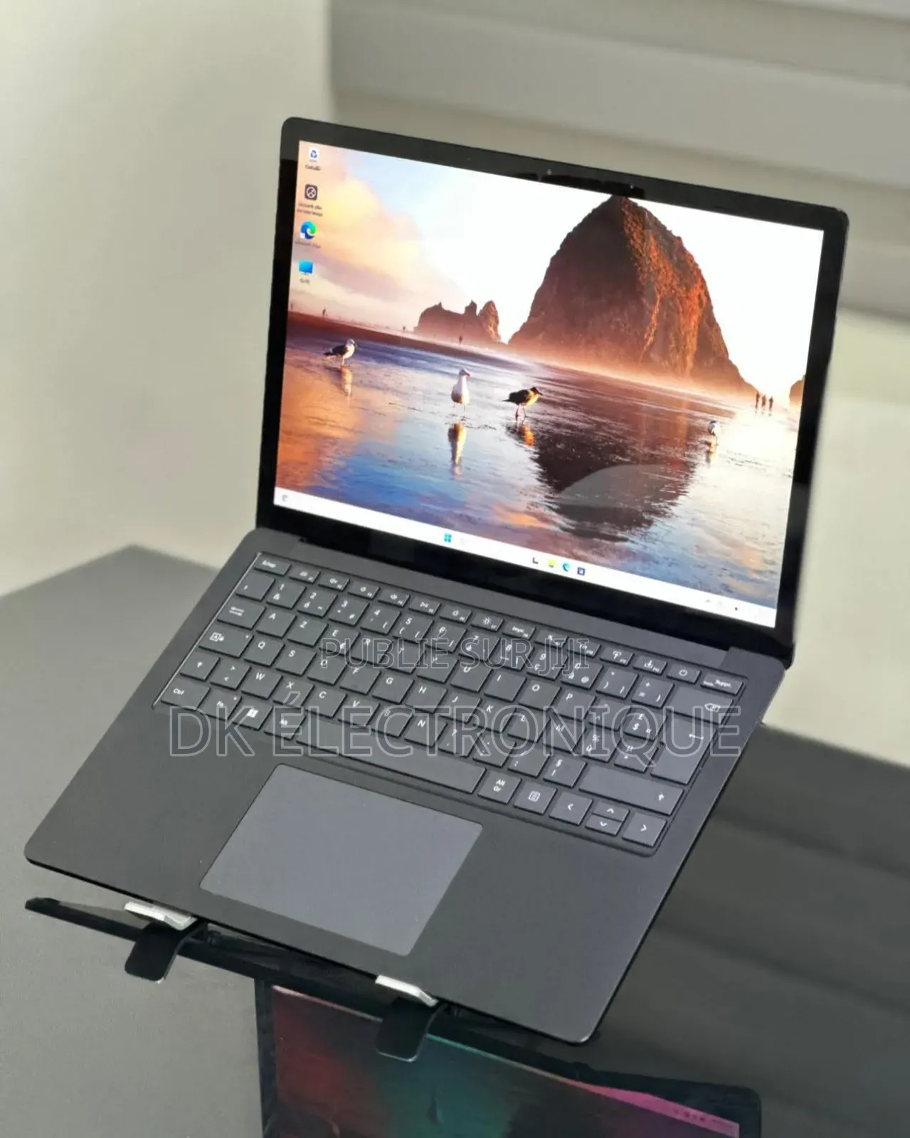 New Microsoft Surface Laptop 5 16GB Intel Core I5 SSD 256GB