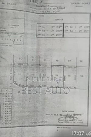 Terrain À Vendre À La Cité Djily Mbaye