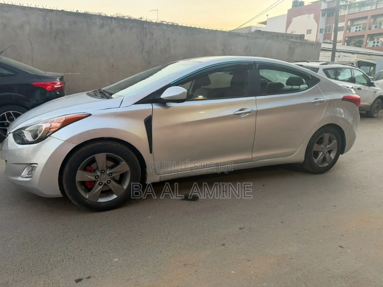 Hyundai Elantra GLS Sedan FWD (1.8L 4cyl 6A) 2013 Gris