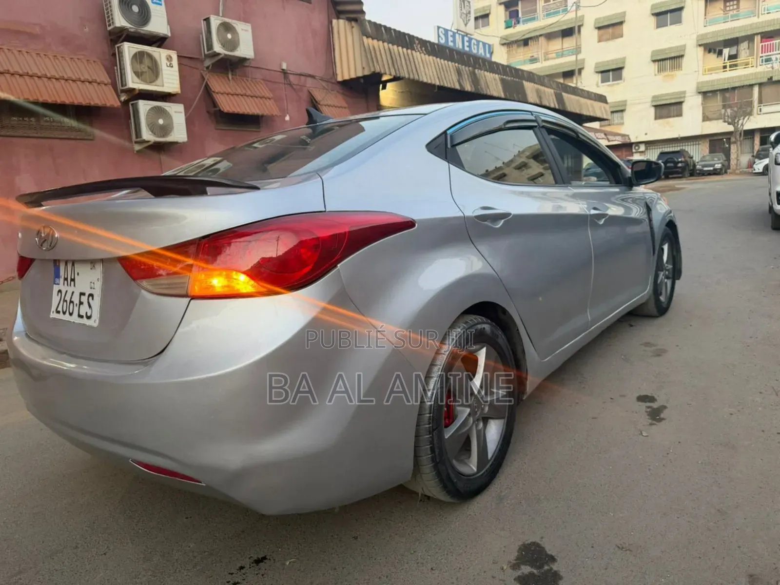 Hyundai Elantra GLS Sedan FWD (1.8L 4cyl 6A) 2013 Gris