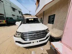 Toyota Land Cruiser Prado 2018 Blanc
