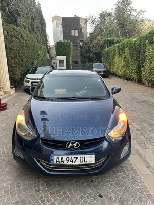 Hyundai Elantra SE 4dr Sedan (1.8L 4cyl 6M) 2014 Bleu