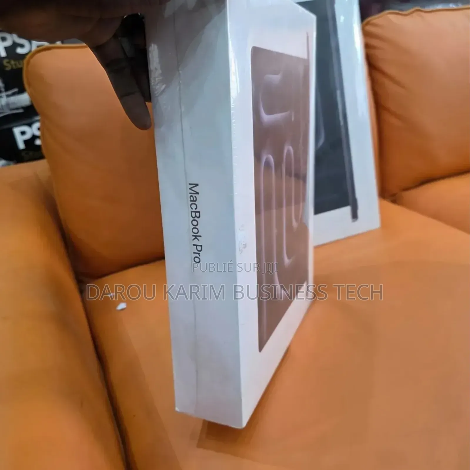 New Apple MacBook Pro 2024 M4 Max 16-inch 36GB Apple M4 Max SSD 1T