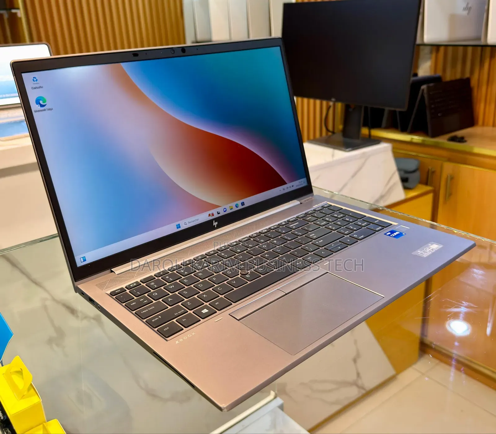 New Ordinateur Portable HP ZBook 15 16GB Intel Core I7 SSD 512GB