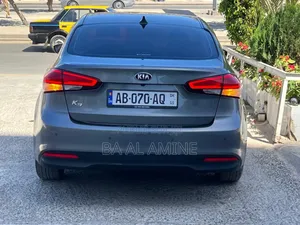 Kia K3000 2016 Gris