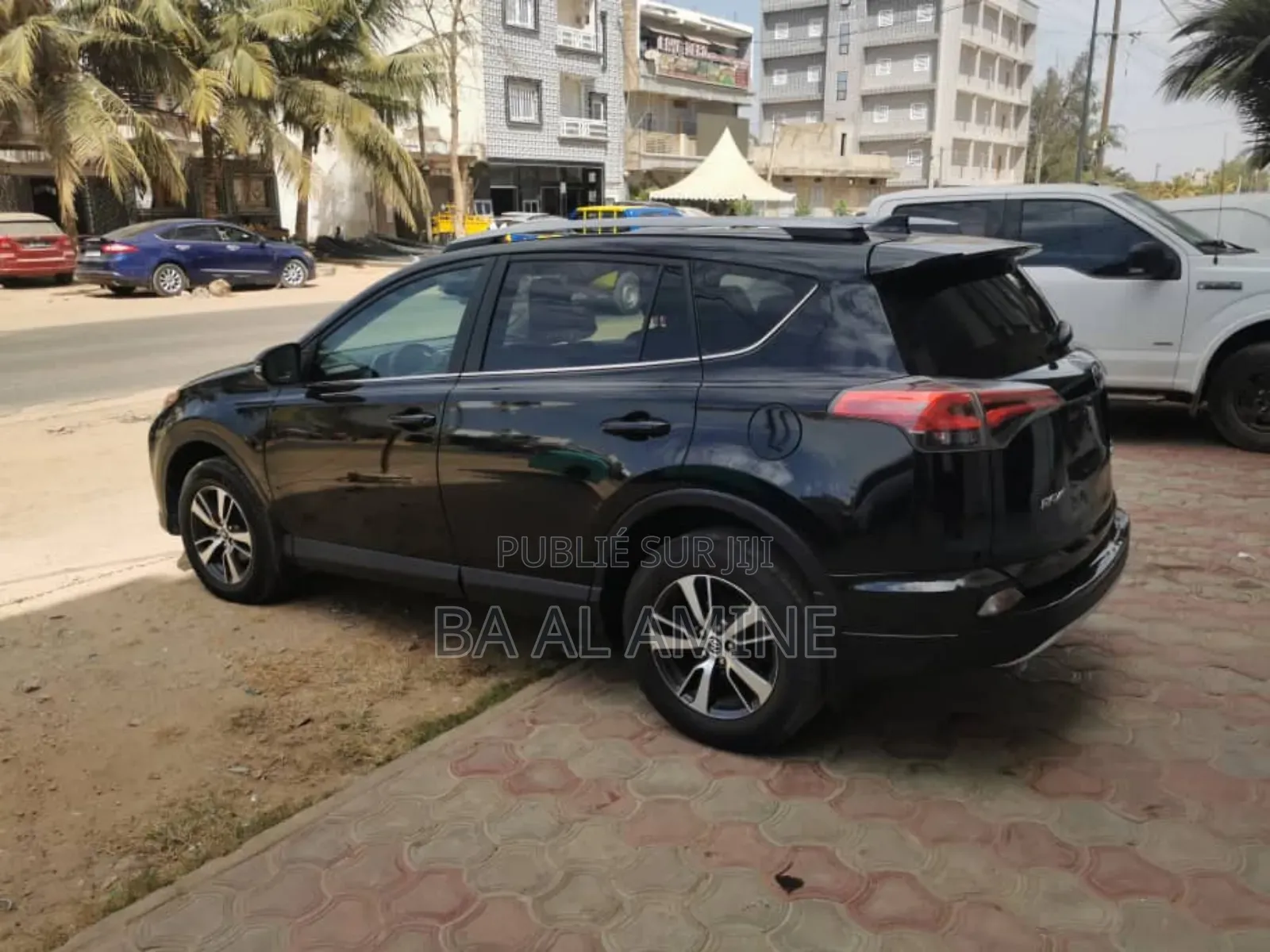 Toyota RAV4 LE AWD (2.5L 4cyl 6A) 2017 Noir