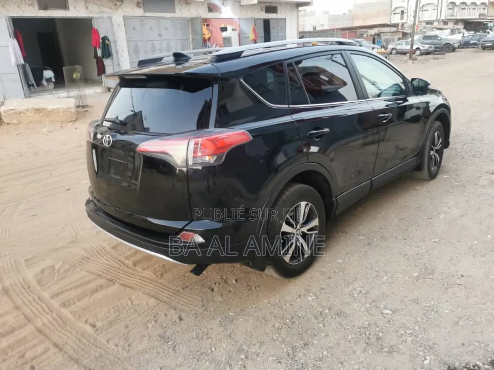 Toyota RAV4 LE AWD (2.5L 4cyl 6A) 2017 Noir