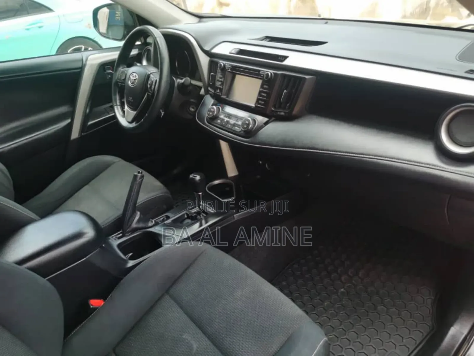 Toyota RAV4 LE AWD (2.5L 4cyl 6A) 2017 Noir