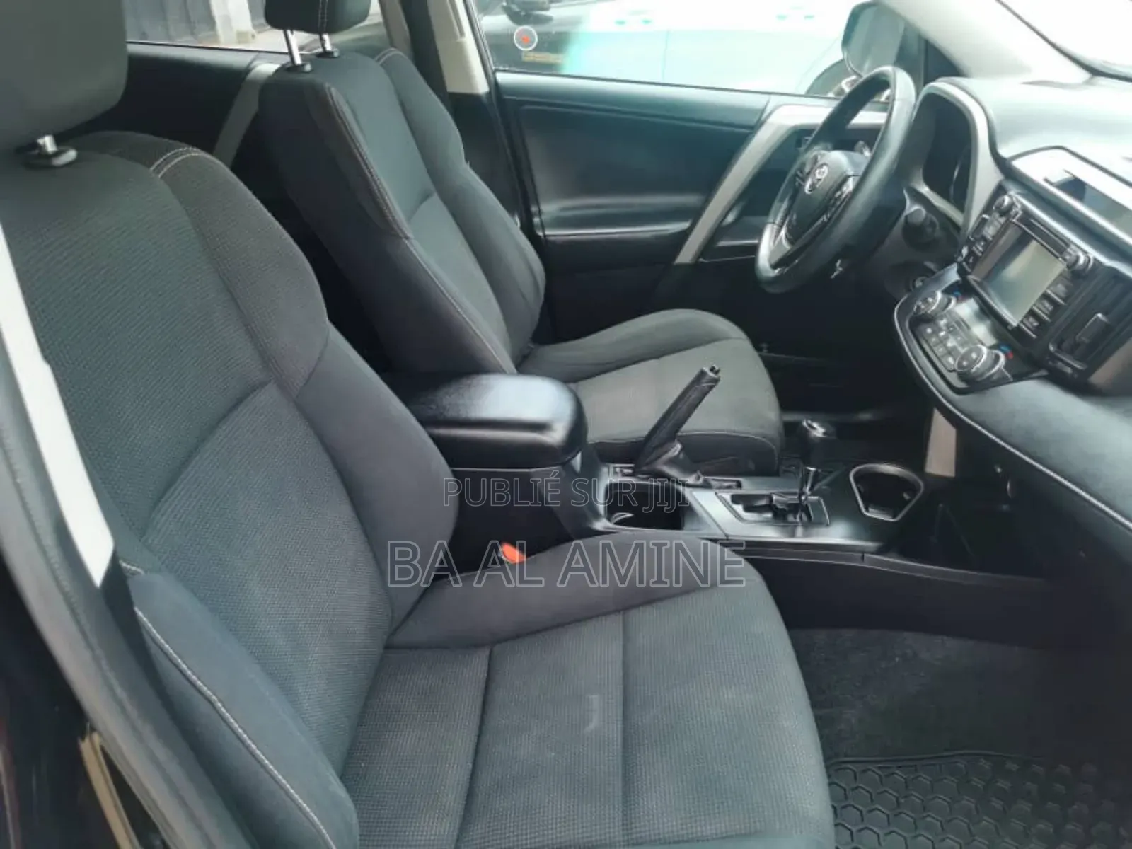 Toyota RAV4 LE AWD (2.5L 4cyl 6A) 2017 Noir