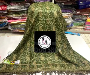 Col Pashman (2m; 3m) Disponible