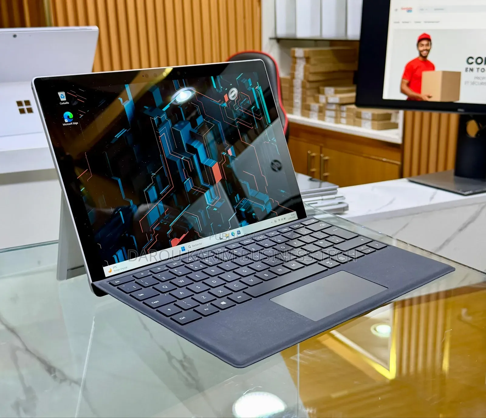 Neuf Microsoft Surface Pro 7 8GB Intel Core I5 SSD 256GB