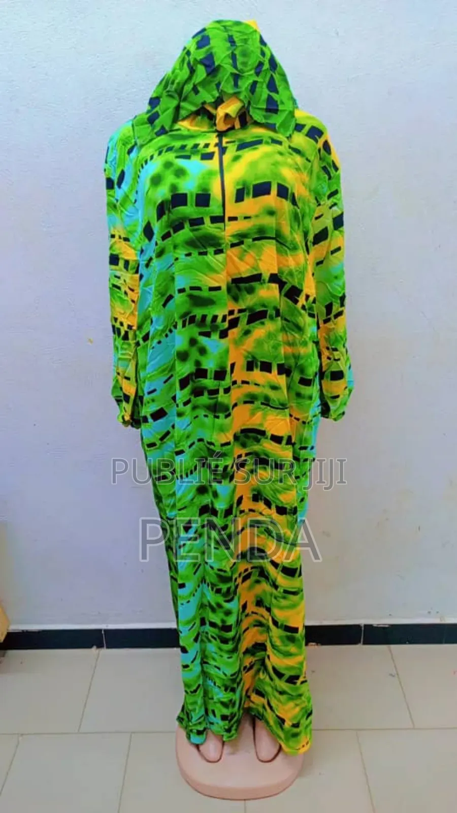 Disponible C Salihate Business by Pendista Si Ndiek Lou Yombou