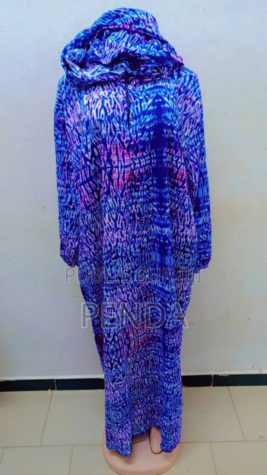 Disponible C Salihate Business by Pendista Si Ndiek Lou Yombou