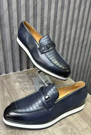 Chaussures Lacoste en Cuir