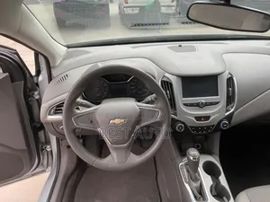 Chevrolet Cruze 2017 Gris