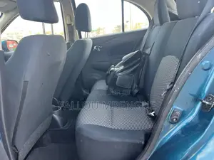 Nissan Micra 2017 Bleu