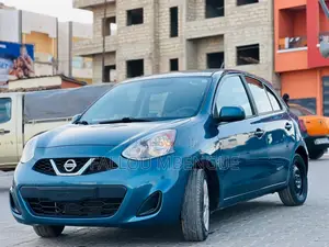 Nissan Micra 2017 Bleu