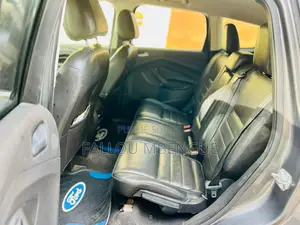 Ford Escape 2014 Gris