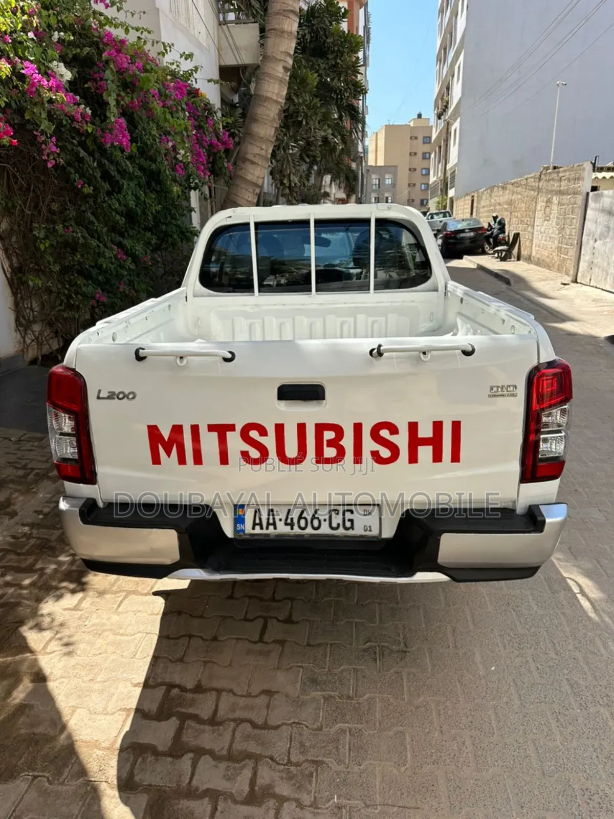 Mitsubishi L200 2021 Noir